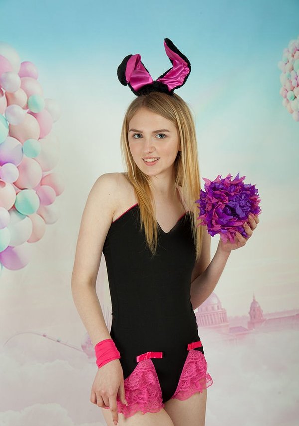 Полина, 22